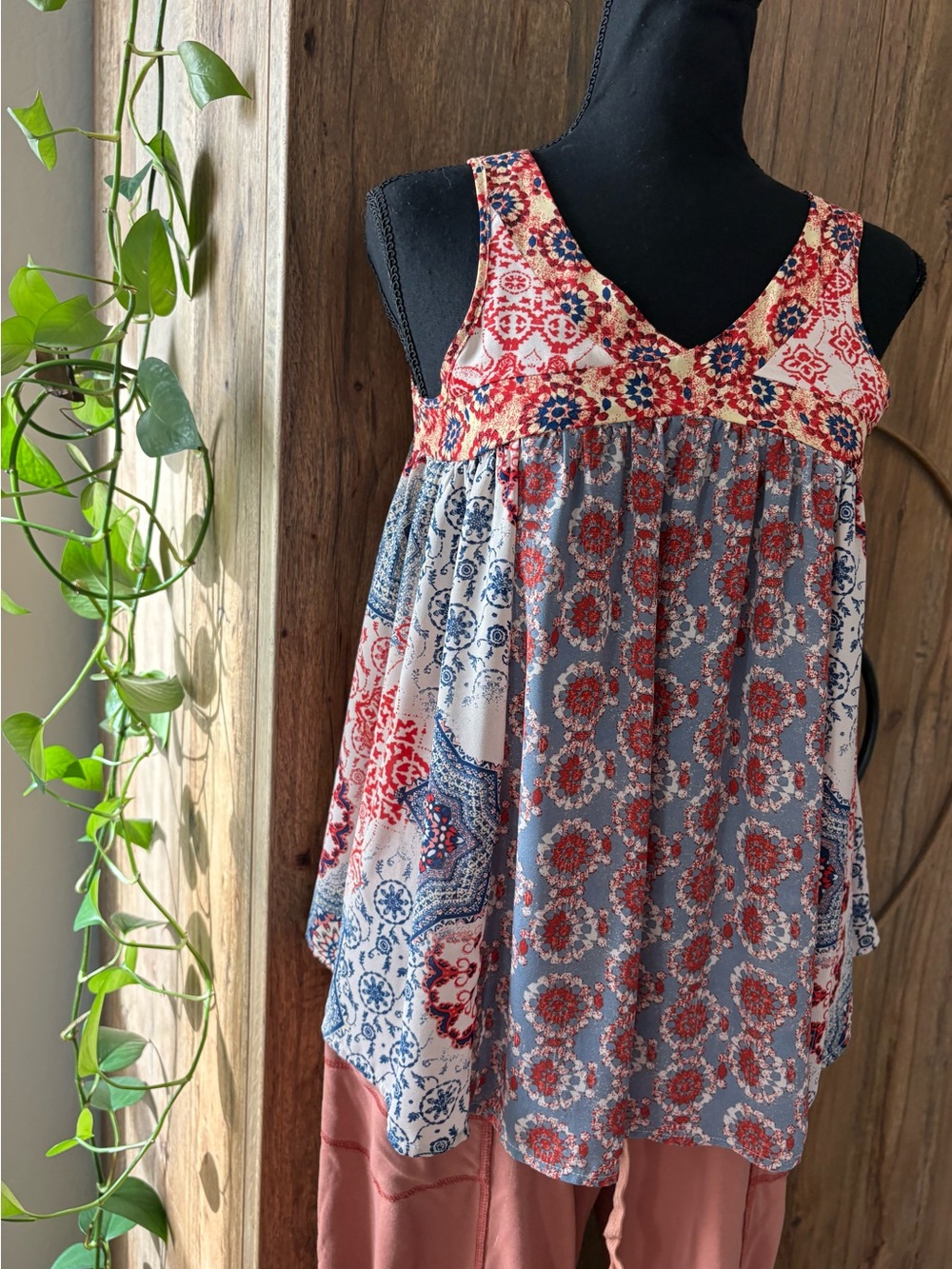 Knox Rose Sleeveless Patchwork Tunic - Red, Blue, Gray